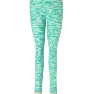 * Reserved for Ashley *CAMO Lularoe OS leggings